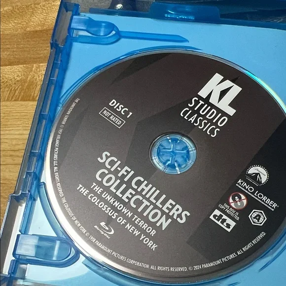 #1527+ Sci-Fi Chillers Collection Blu-ray - Picture 3 of 6
